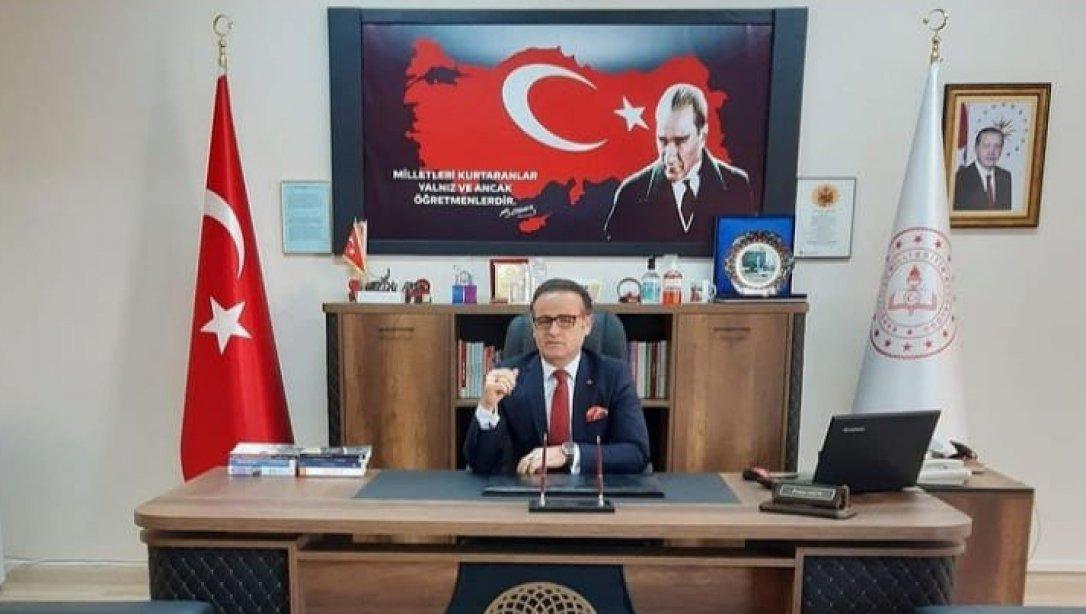 İlçe Milli Eğitim Müdürümüz Fedai AKIN'dan 10 Kasım Atatürk'ü Anma Günü Mesajı