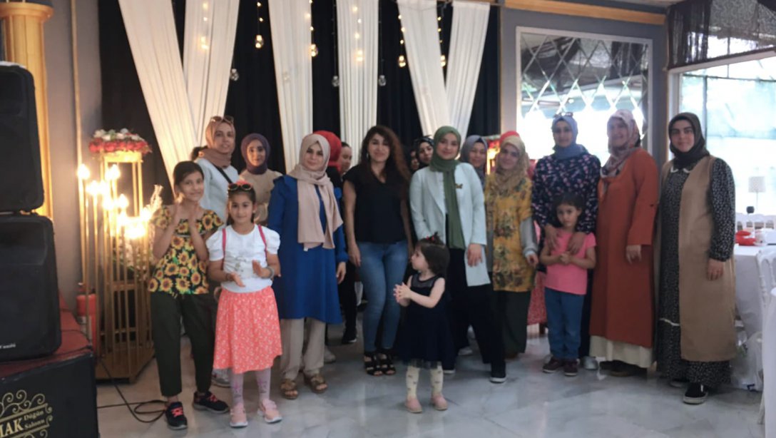 Bahşılı Okuyan Kadınlar Kulübü'nün bu haftaki konuğu Diyetisyen Münüre Karakoç